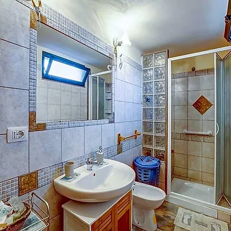 Belvilla By Oyo Casa Melis Apartamento Carbonia